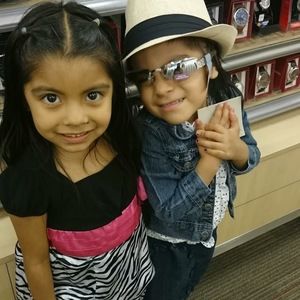 Meet your Posher, Omar